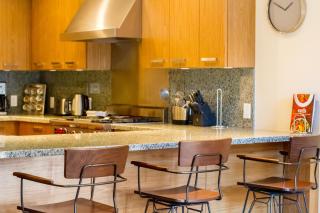 07 Fitzsimmons Walk - 1