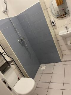 Mama's Studio Apartment - 3