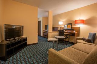 Fairfield Inn & Suites by Marriott Columbus - Columbus - 4