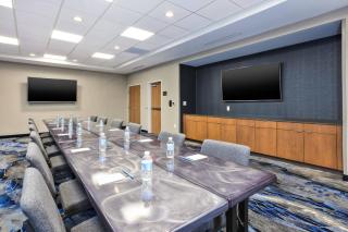 Fairfield Inn & Suites by Marriott Cincinnati Airport South/Florence - Florence - 1