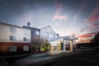 Fairfield Inn Charlotte Northlake - Charlotte - 0