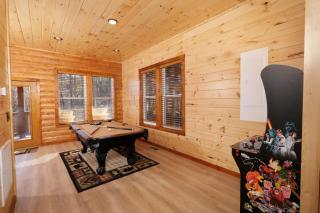 Chestnut Tower - Gatlinburg - 1