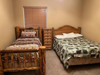 Duck Creek Cabin Pool Table and Close to National Parks - Duck Creek Village - 3