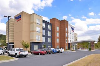 Fairfield Inn and Suites by Marriott Calhoun - Calhoun - 9