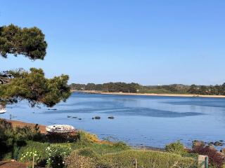 Maison bretonne face à la mer avec WIFI et parking à Trégastel - FR-1-368-442 - 0