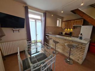 Charmant duplex avec parking et Wi-Fi près de Montargis - FR-1-590-546 - 1
