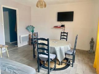 Appartement F3 avec Wi-Fi, clim portable & parking à Amélie-les-Bains - FR-1-703-200 - Amélie-les-Bains-Palalda - 2