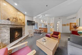 Two Bedroom #521 - Olympic Valley - 7