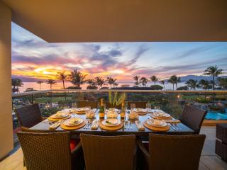 Oceanfront Views Above Dukes - Wrap Around Lanai - Outdoor Kitchen Honua Kai H351 - Lahaina - 3