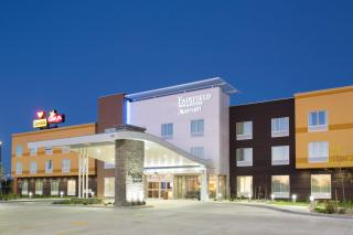 Fairfield Inn & Suites by Marriott Burlington - 9
