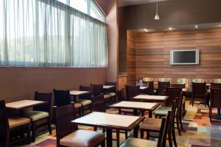 Fairfield Inn Sacramento Cal Expo - 7