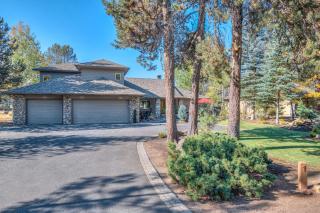 Private stunning Lake View, A/C, Hot Tub - Sunriver - 9