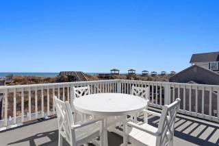 Just Fab 8 Bedrooms Oceanfront Luxury Saltwater Pool Elevator Game Room - Nags Head - 1