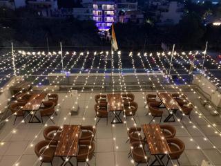 Oyster Pearl- Near Medanta Medicity Sec 39 Gurugram - Gurgaon - 7