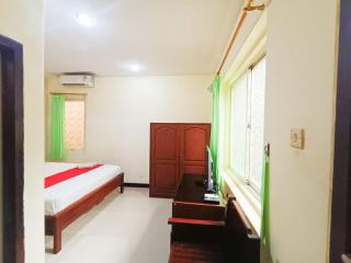 YUTAKA INN Royal Plaza Surabaya - Surabaia - 2