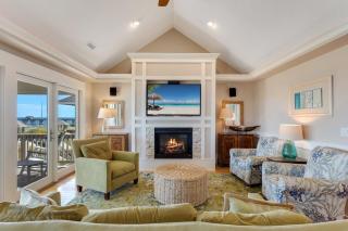 Seaside Oasis Luxury Oceanfront Elevator Pool - Nags Head - 8