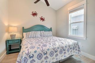 BQ10A Salty SEArenity Dog Friendly - 2