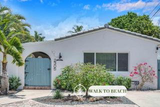 Surf KeySteps from Beach Beautiful Courtyard Hot Tub H0MES - Fort Lauderdale - 0