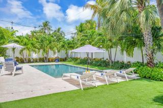 Coastal Style Haven Beach Proximity Heated Pool Tranquility Manatee Ranch Key RESlDENCES - Fort Lauderdale - 5