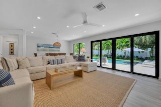 Coastal Style Haven Beach Proximity Heated Pool Tranquility Manatee Ranch Key RESlDENCES - Fort Lauderdale - 8