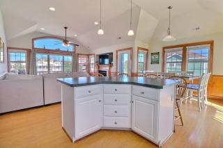 4124 Sound Side Out ~1 Mile to Beach Shared Pool - Kitty Hawk - 1
