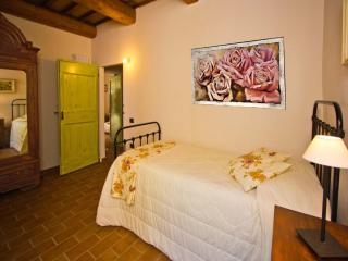 Graceful Holiday Home in Acqualagna with Swimming Pool - Acqualagna - 2