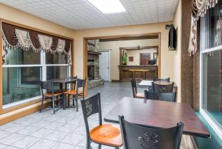 Super 8 by Wyndham Higginsville - Higginsville - 5