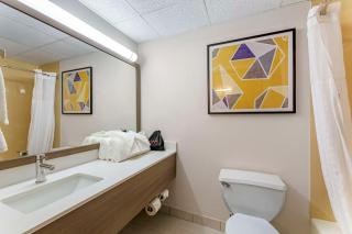 Comfort Inn & Suites Cuyahoga Falls - Akron - Cuyahoga Falls - 2
