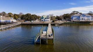 2067 Duck Days Soundfront w Pier - Duck - 0