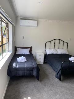 Stagger Inn - Double room - Tairua - 6