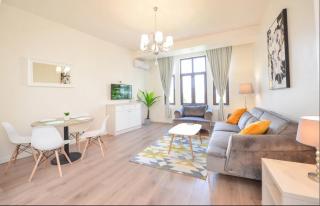 Spacious Deluxe Apartment Old Town-Free Parking - Bucarest - 7