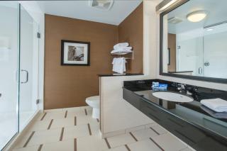 Fairfield Inn & Suites by Marriott Easton - 3