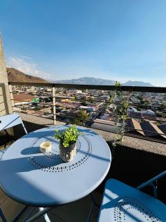 Amplio depto 2D2B con hermosa vista en Los Andes - 0
