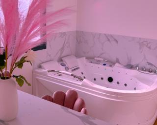 Pink Room by Loveroomeo - Pontarlier - 0