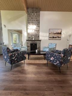 Woodside by Luxunlock Private Villas - 9