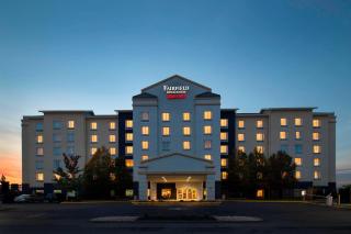 Fairfield Inn & Suites by Marriott Newark Liberty International Airport - Newark - 9