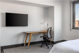 Element Omaha Midtown Crossing - 2