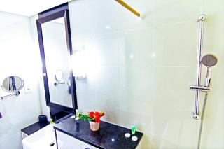 Luxurious 1bhk in Cour Jardin - 8