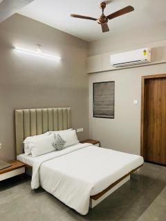 Pvr House Ahmedabad - Ahmedabad - 9