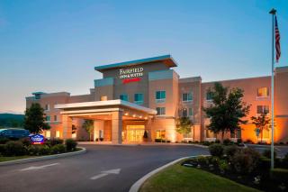 Fairfield Inn & Suites Huntingdon Raystown Lake - Huntingdon - 0