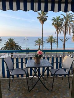 Nice Promenade des Anglais Your Seafront Flat - 0