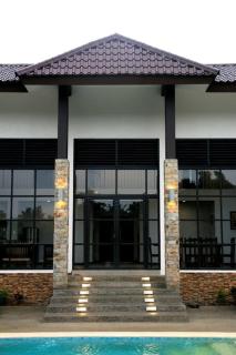 Villa Ariana Family Getaway - 8