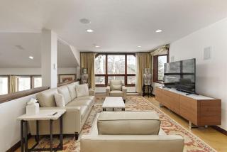 Fanny Hill Pool View Townhome with Ski Access by The Woodrun V Townhouses - 4