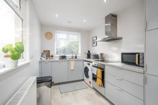 Central Belfast Apartments - Malone Hideaway - 5