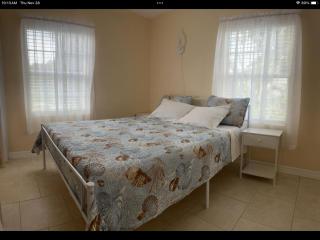 Charming 3 Bedroom 2 Bathroom and a lanai - Venice - 9
