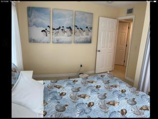 Charming 3 Bedroom 2 Bathroom and a lanai - Venice - 8