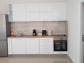 Apartments Leo - Bar - 6