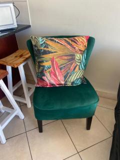 Stylish Coastal Retreat near Surfers corner - Muizenberg - Muizenberg - 3