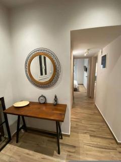 WSD Athens Cozy 2BD Apt with City View Balcony Near Athens Railway - Athens - 2