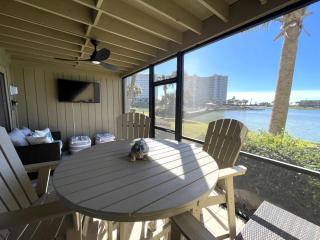 Seascape Lakefront Villas 189- Don't Worry, Beach Happy - Destin - 0